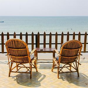 Superior Sea View Cottage