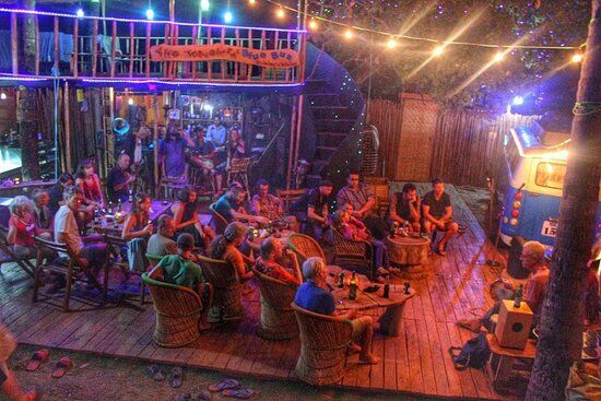 The Travelers' Blue Bus